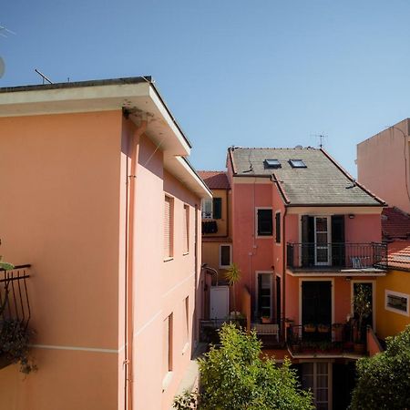 Suite Contemporanea Tra Le Vie Storiche Монелья Экстерьер фото